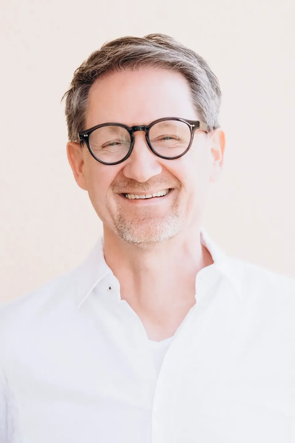 Porträt von Dirk Lehsnau
